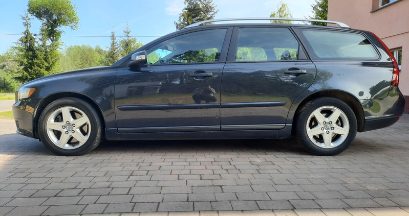 Volvo V50 cena 15500 przebieg: 236000, rok produkcji 2008 z Dobrzyń nad Wisłą małe 407